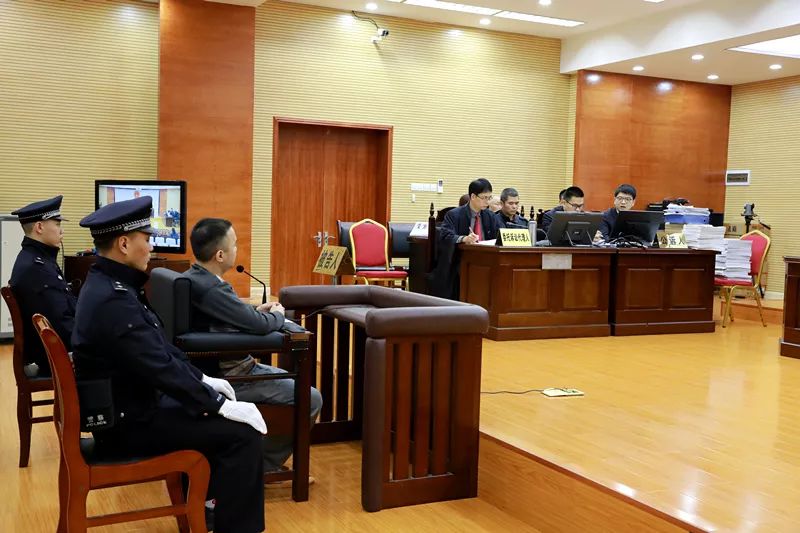 玉林人人贷p2p理财_广西同城人人贷非法吸收公众存款案_被告人刘某庭审江南区法院