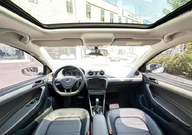 一汽大众可贷款车型_EA211爱信6AT配置分析_捷达VA3 6-8万合资家用车