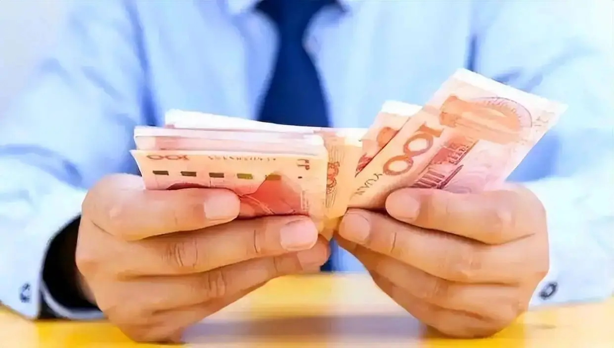 股票理财产品有风险吗_银行存款利率1时代_持有大量现金的好处